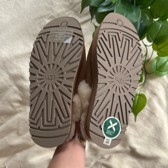 UGG DISQUETTE SLIPPERS CHESTNUT SIZE 9 - Picture 5 of 8